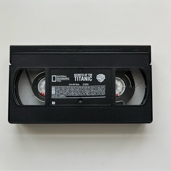 National Geographic Collector’s Edition Secrets of the Titanic VHS tape - Picture 3 of 3